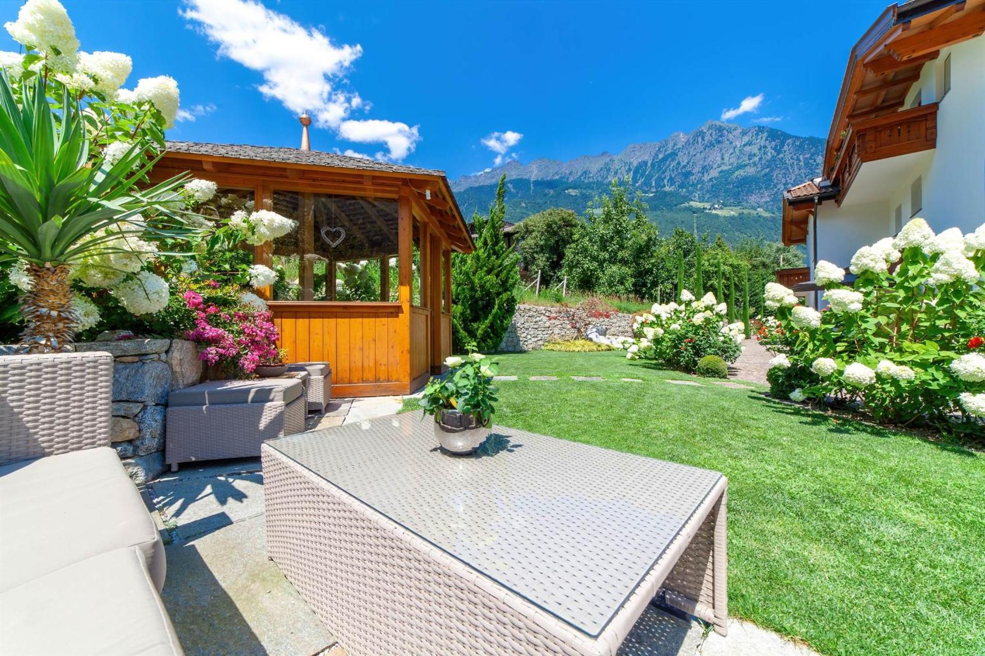 Appartementhaus Tratter Lagundo Dış mekan fotoğraf