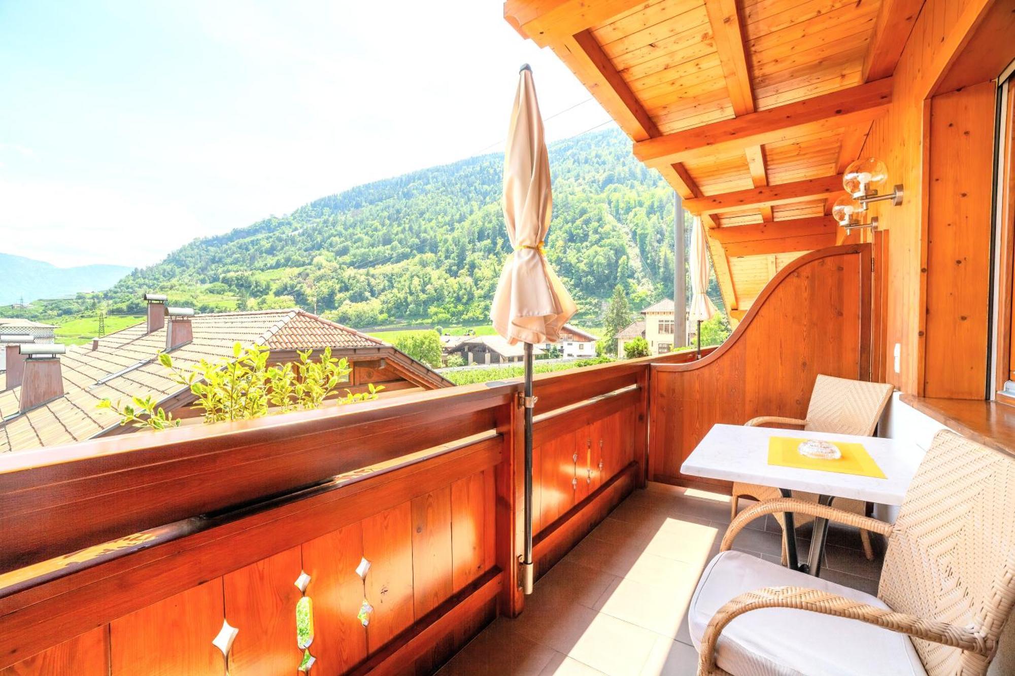 Appartementhaus Tratter Lagundo Dış mekan fotoğraf